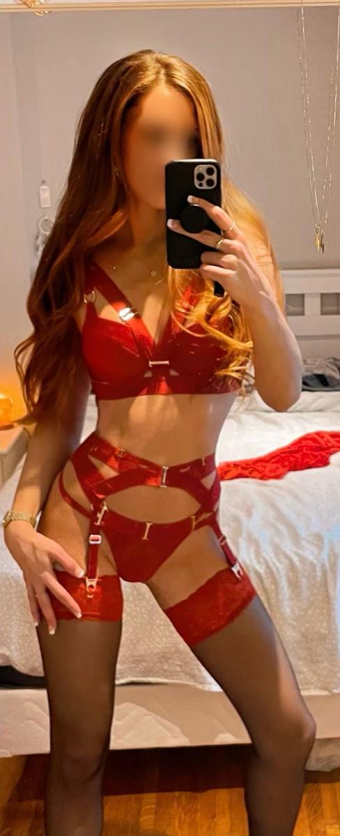 Katie Williams — gallery photo 9